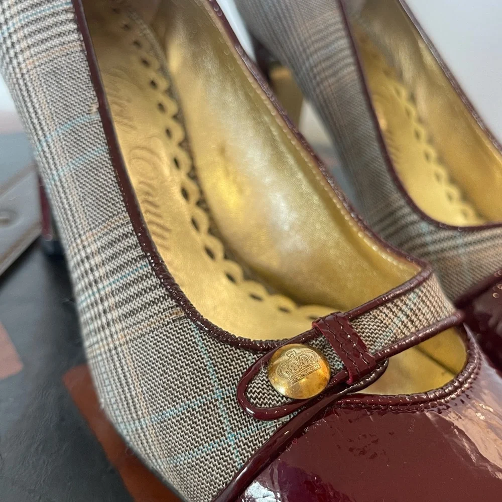 Juicy Couture Burgundy & Plaid Mary Jane Heels - Picture 6 of 8